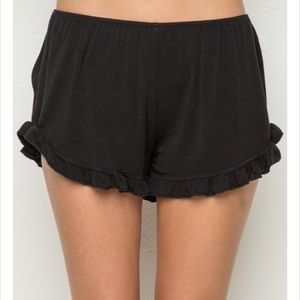 Brandy Melville vodi shorts